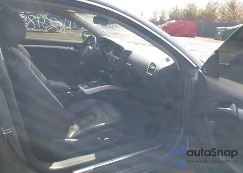 2013 Audi A5 2.0T Premium из США, поврежденный, VIN WAULFAFR9DA062470